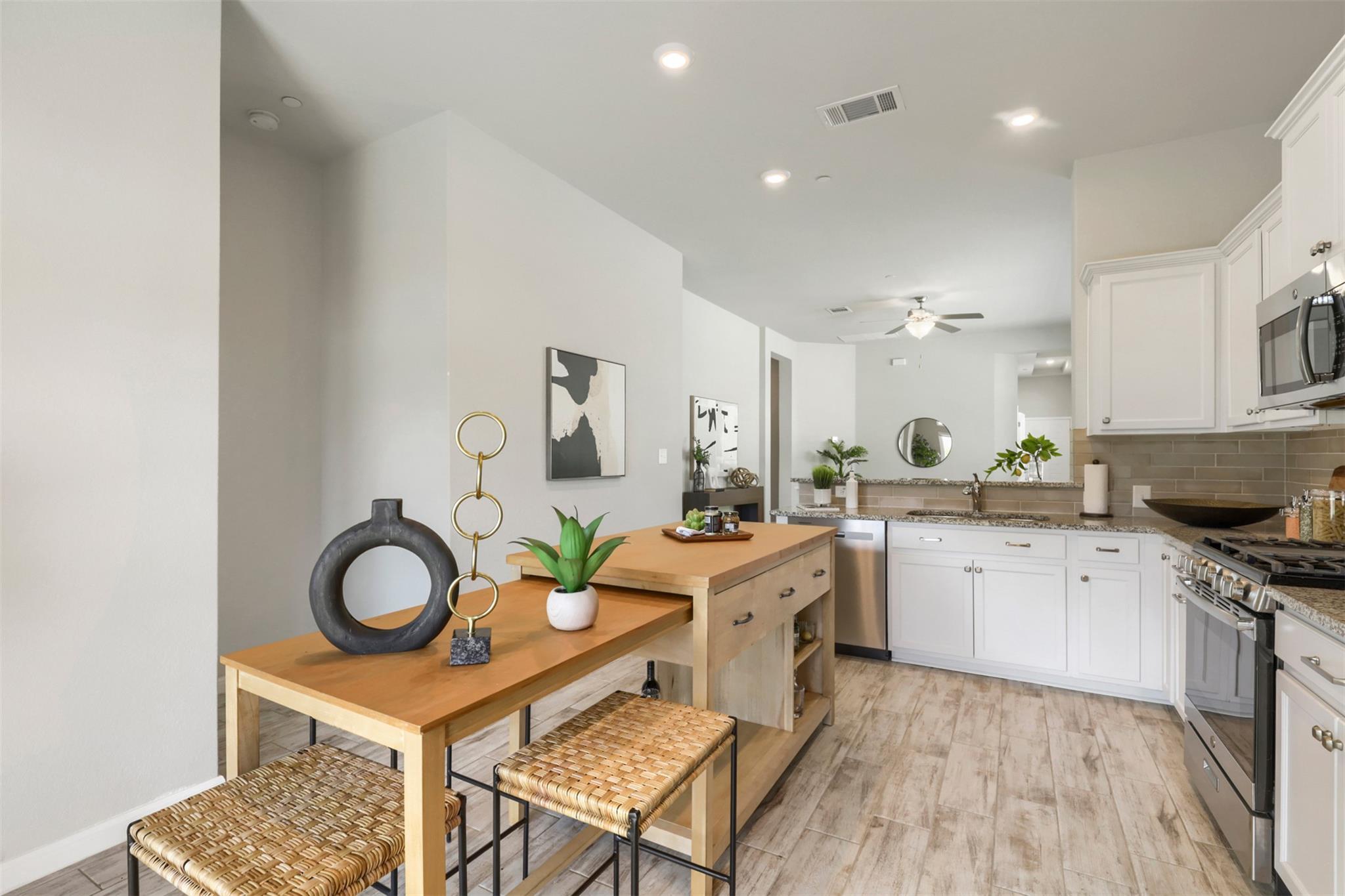 2800  Joe Dimaggio Blvd  #21, photo 10