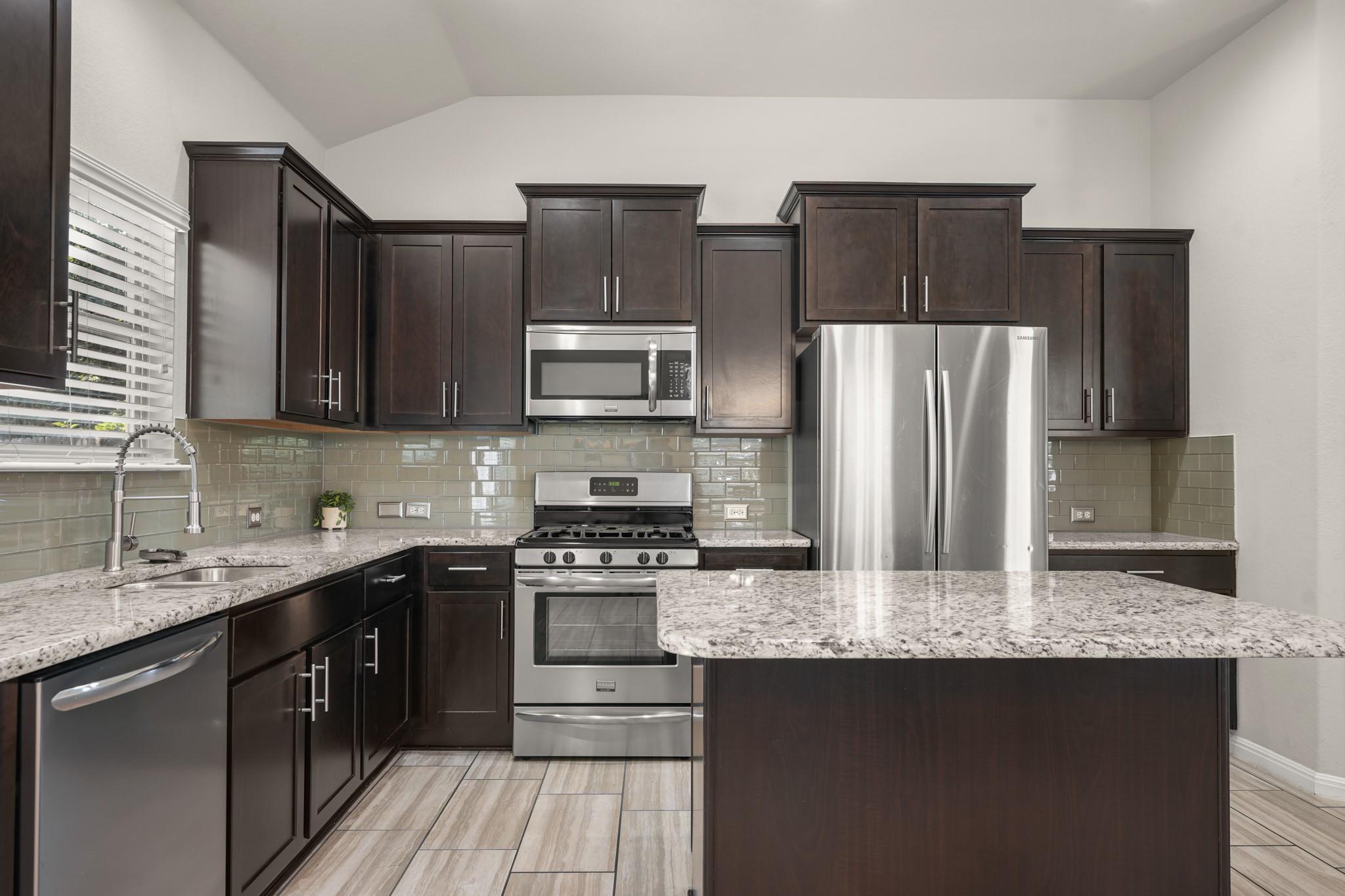 2302  Alayna Cv, photo 11