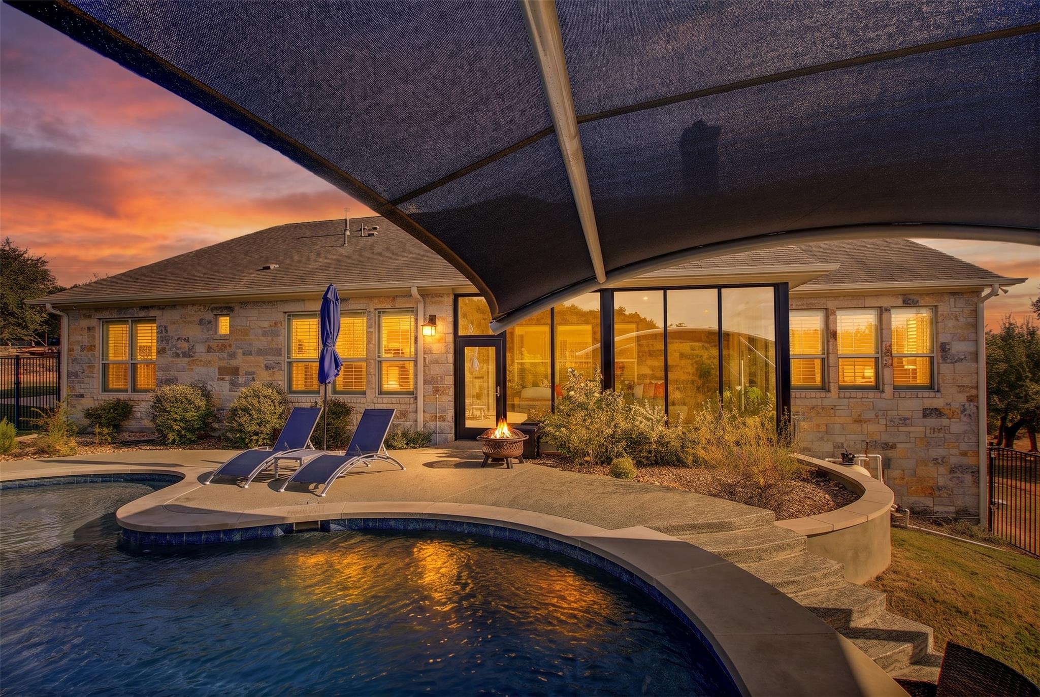 128  Tuscany Way, photo 3