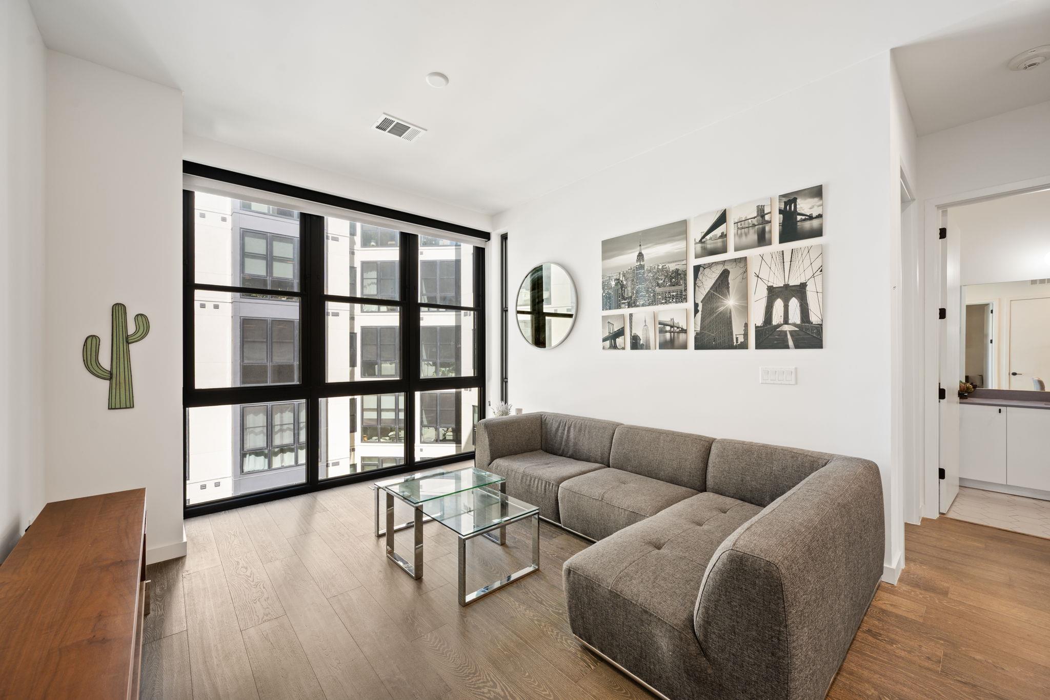 800  Embassy Dr  #302, photo 7