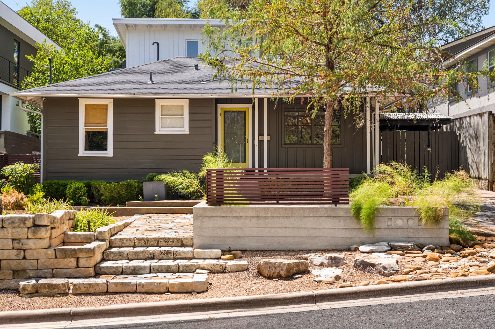 1001  Daniel Dr, photo 2