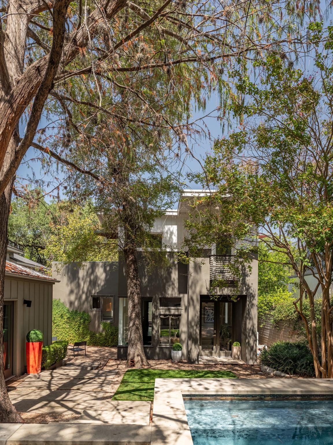 1001  Daniel Dr, photo 3