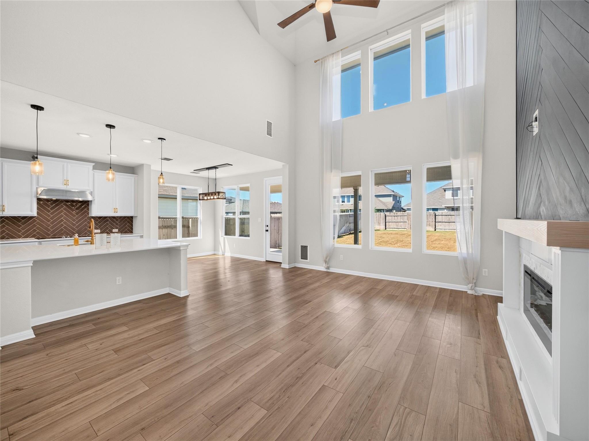 311  Bear Oak St, photo 9