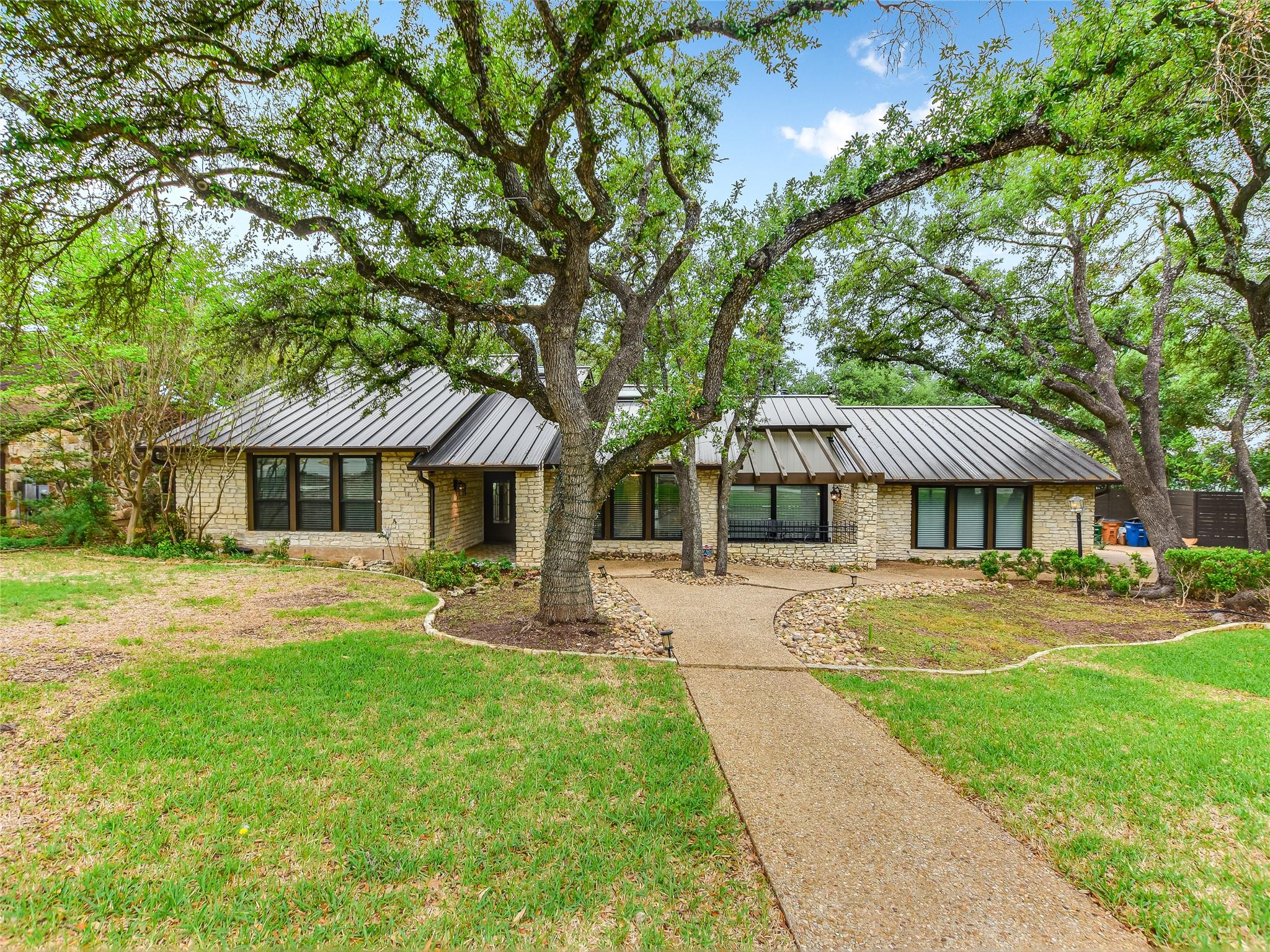 5101  Rain Creek Pkwy, photo 3