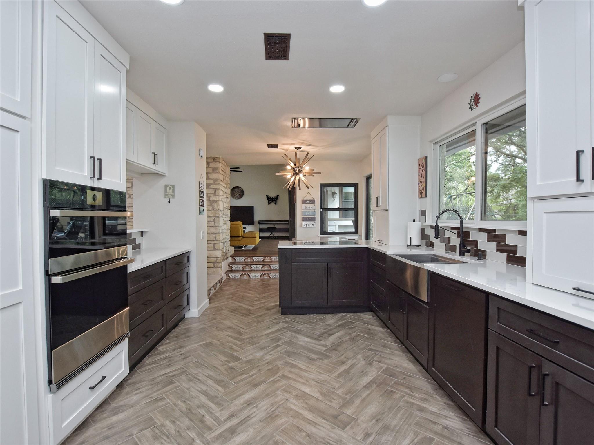 5101  Rain Creek Pkwy, photo 9