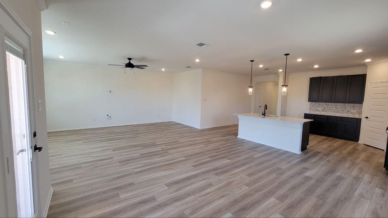 3745  Campora Ln, photo 5