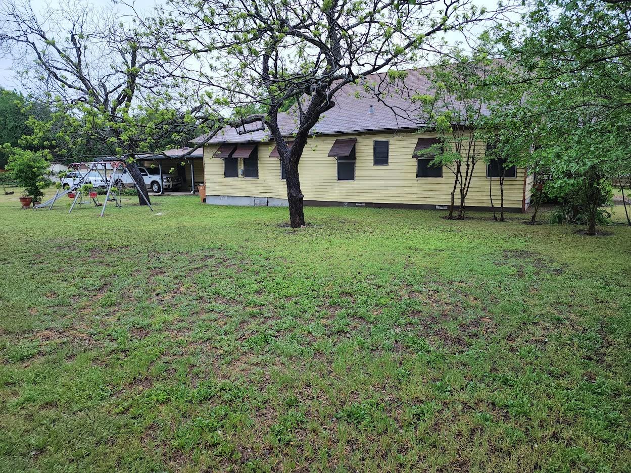 808  Montopolis Dr, photo 4