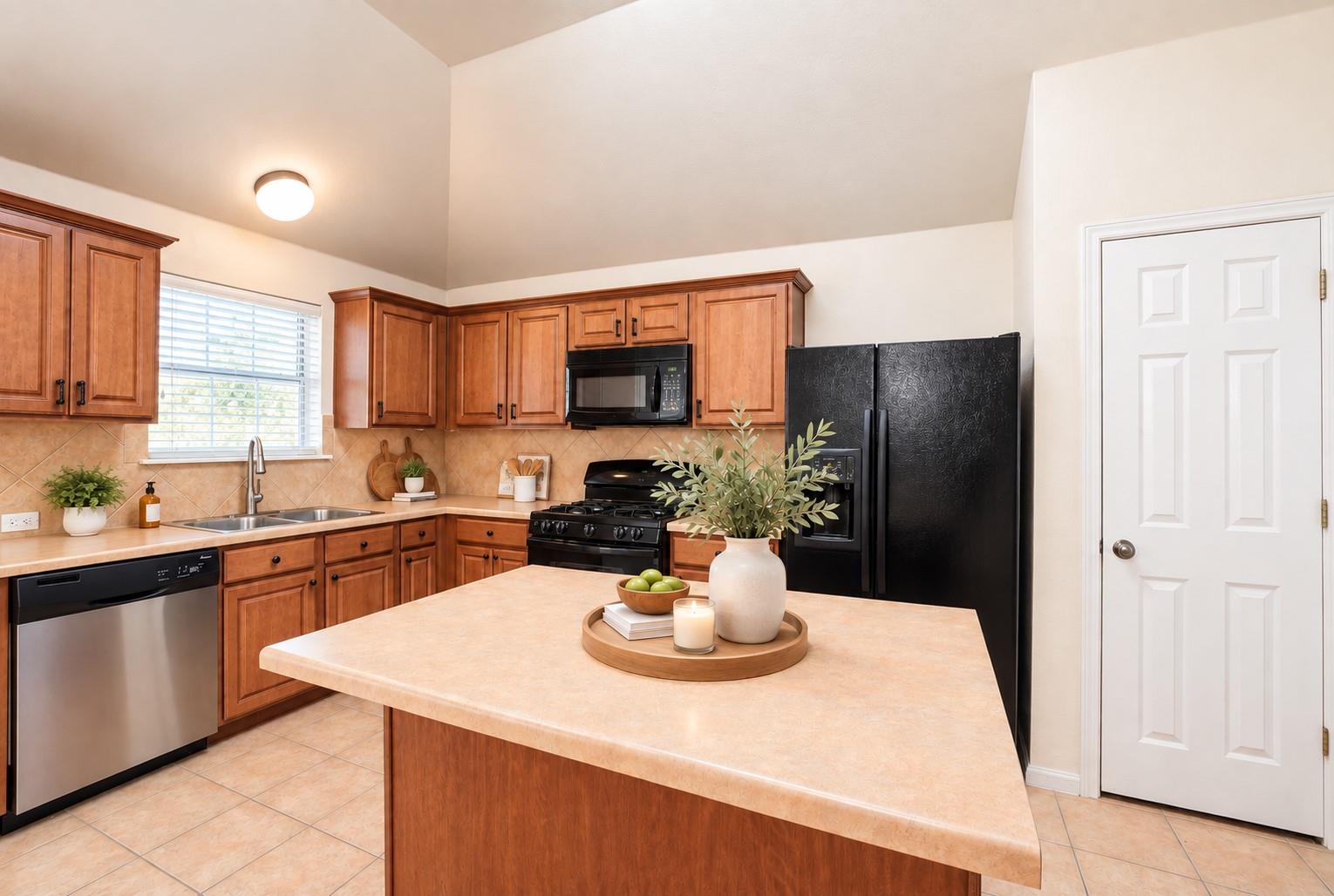 368  AMBER ASH Dr, photo 5