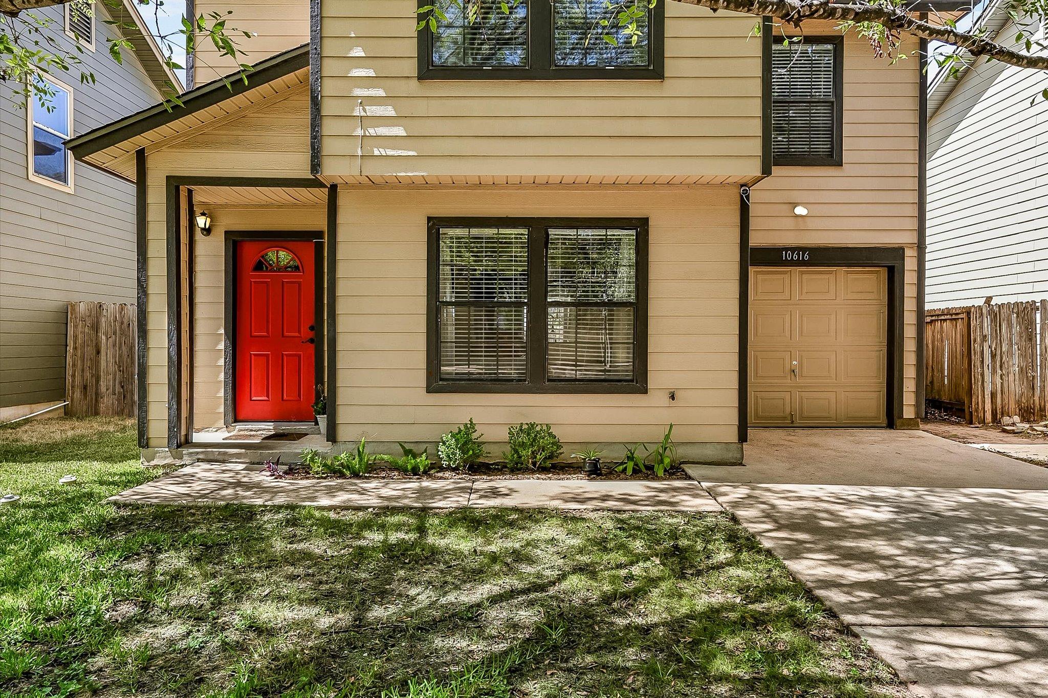 10616  Marshitahs Way, photo 2