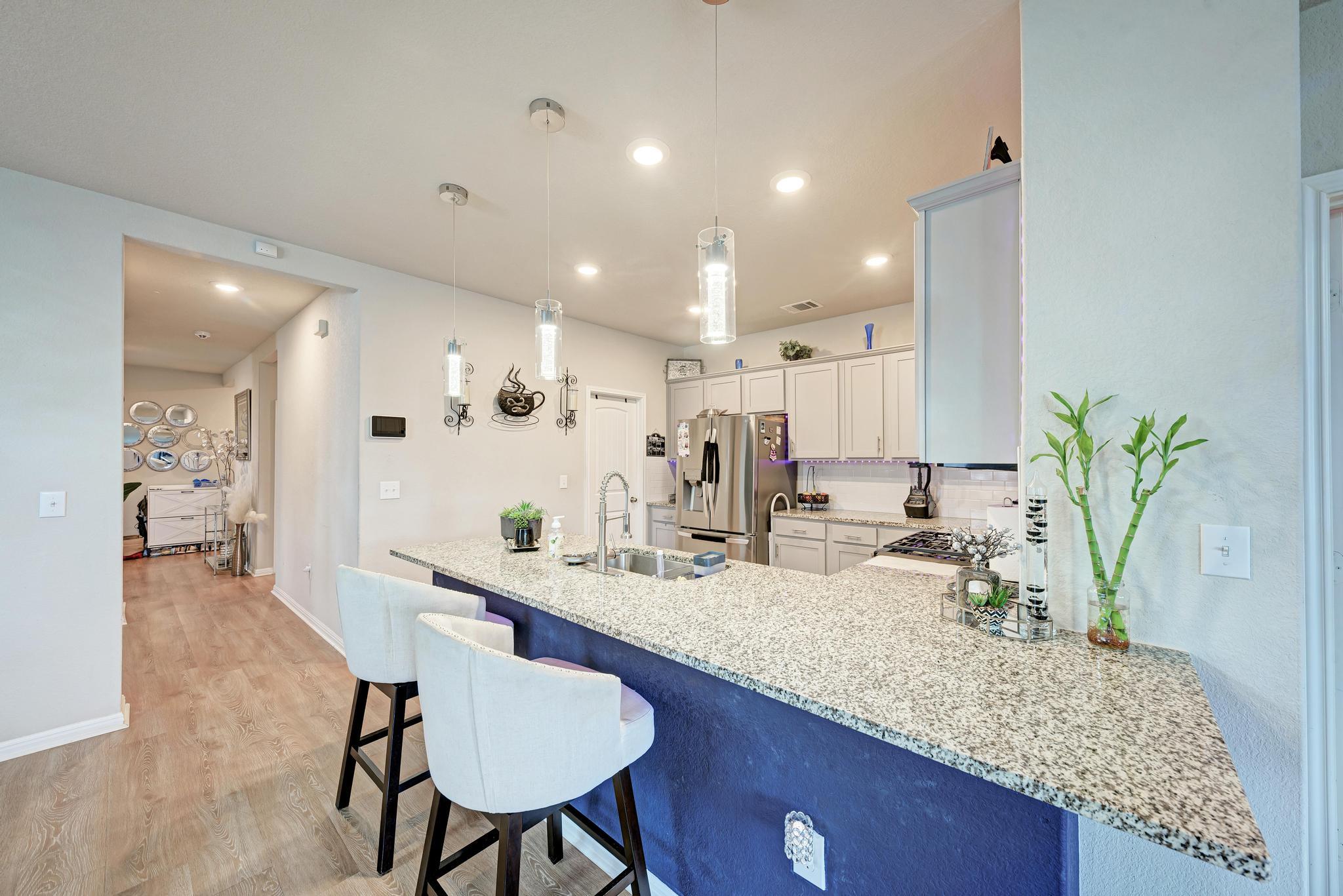 613  Otto Ave, photo 10