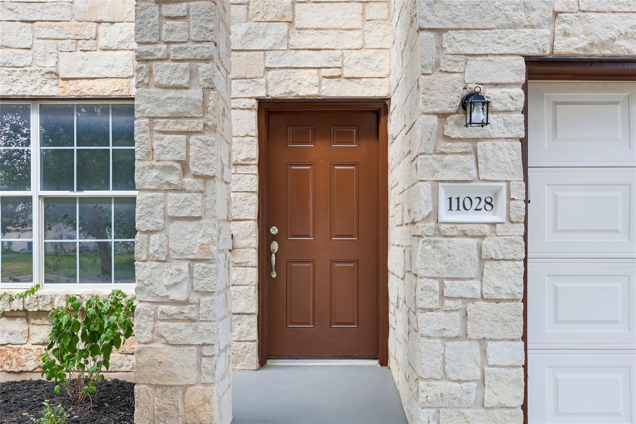 11028  Furrow Hill Dr, photo 4