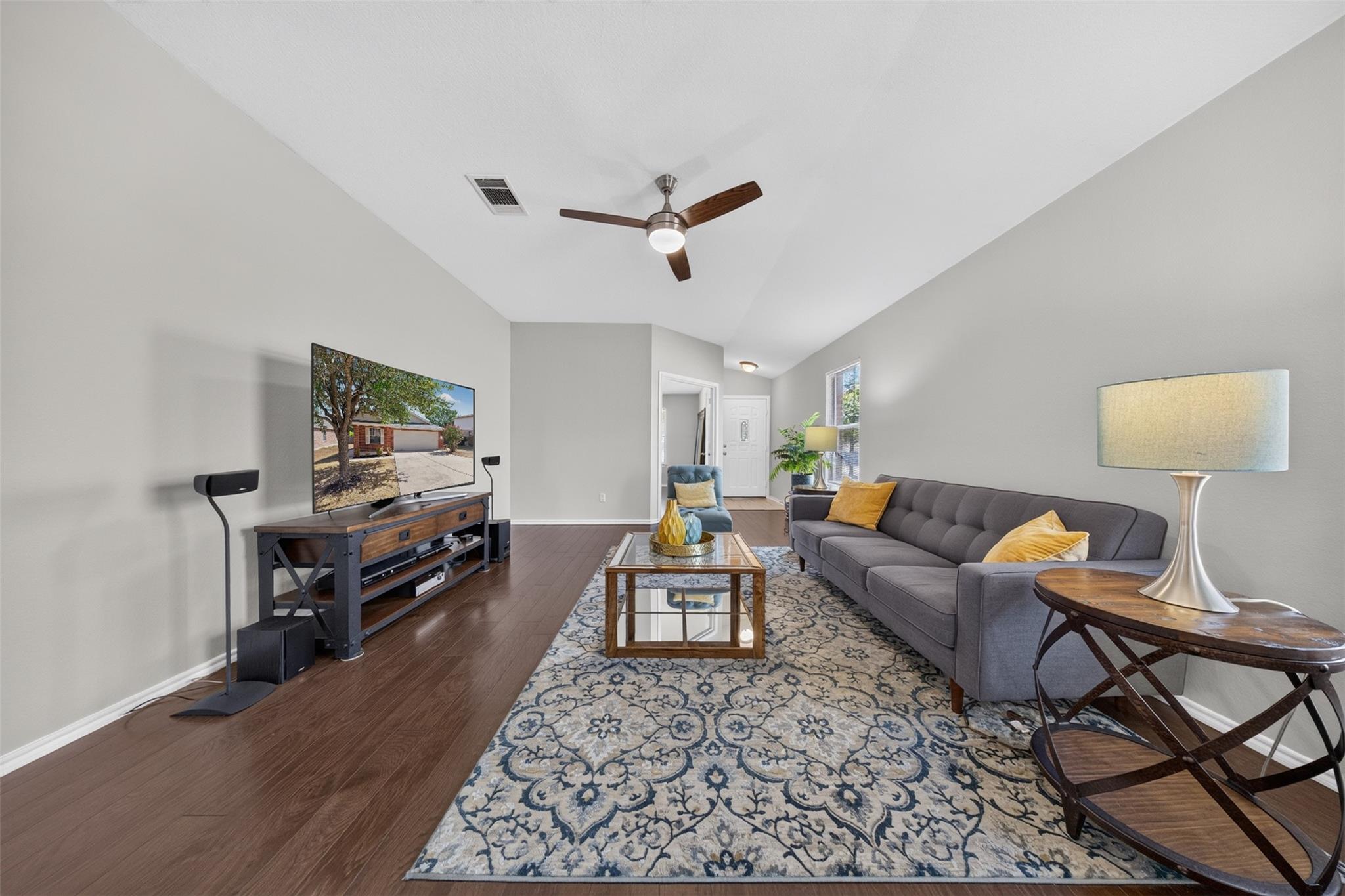 112  Northern Trl, photo 5