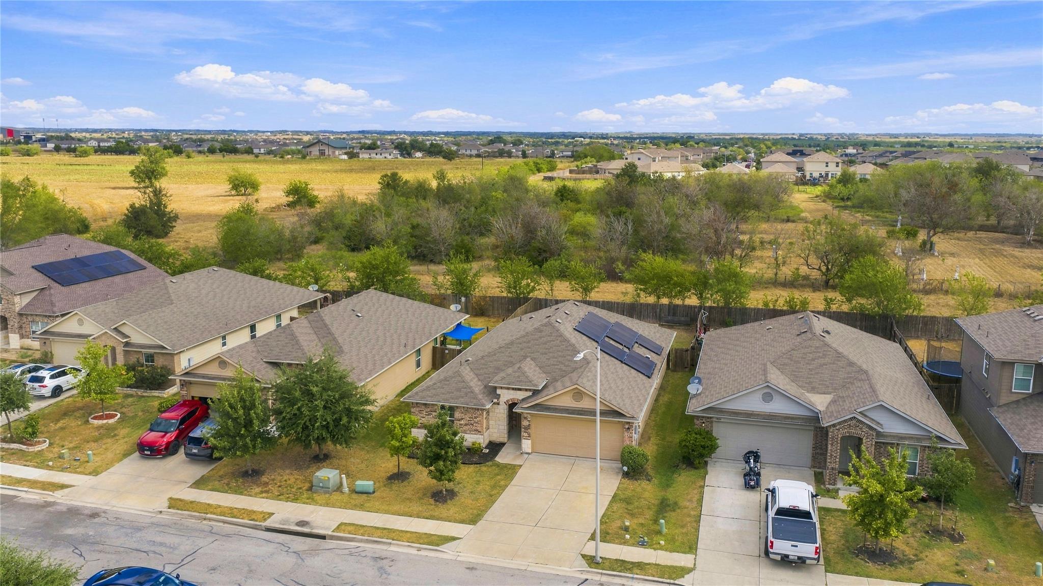 11820  Jamie Dr, photo 2