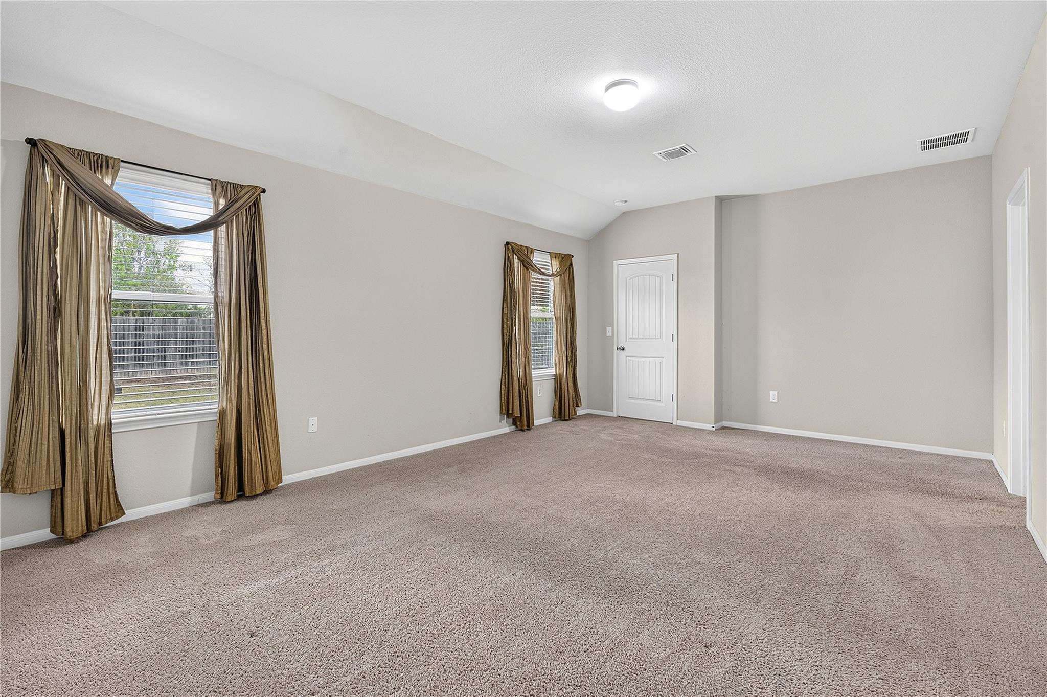 11820  Jamie Dr, photo 4