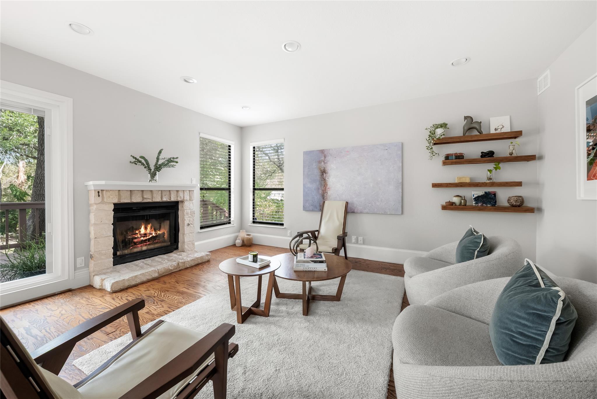 108 W SPRING Dr, photo 12