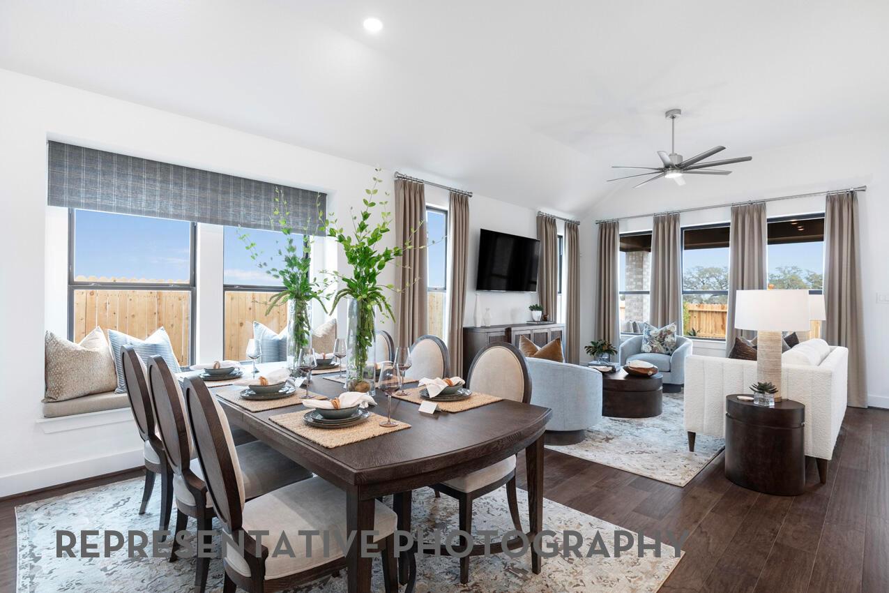 261 Basket Flower Loop photo 11