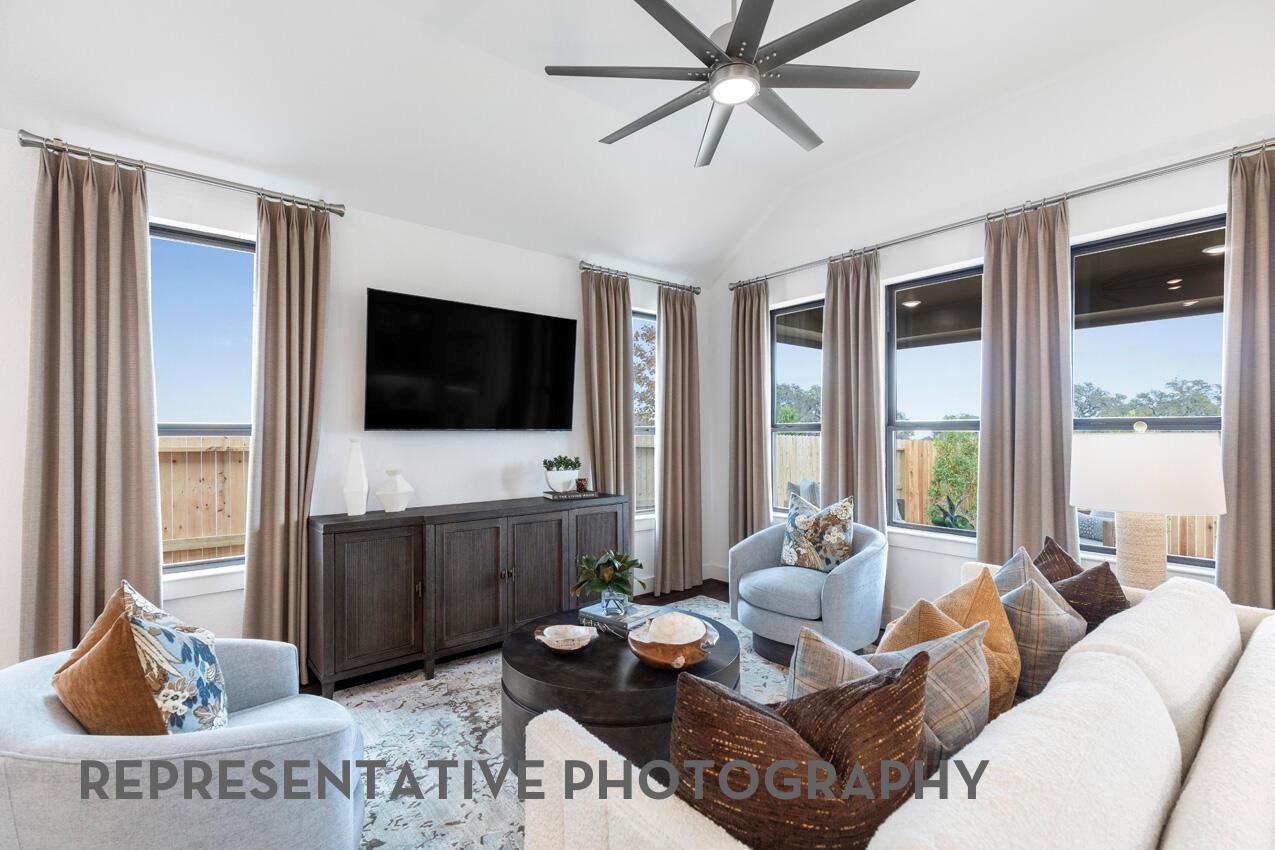 261 Basket Flower Loop photo 10