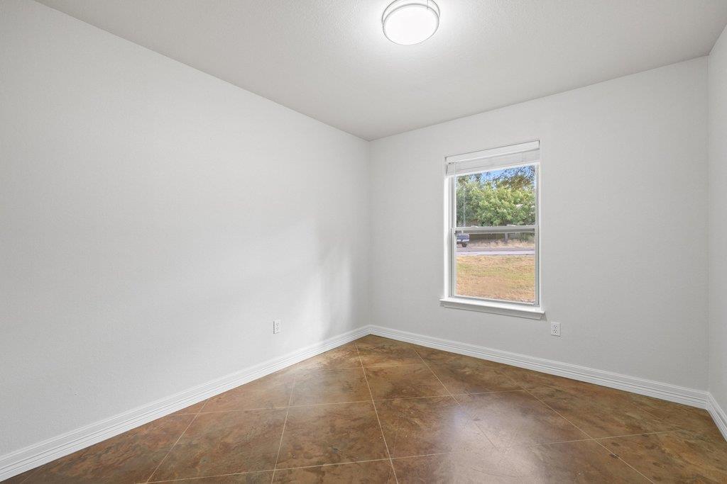 604  Whispering Hollow Cir, photo 12
