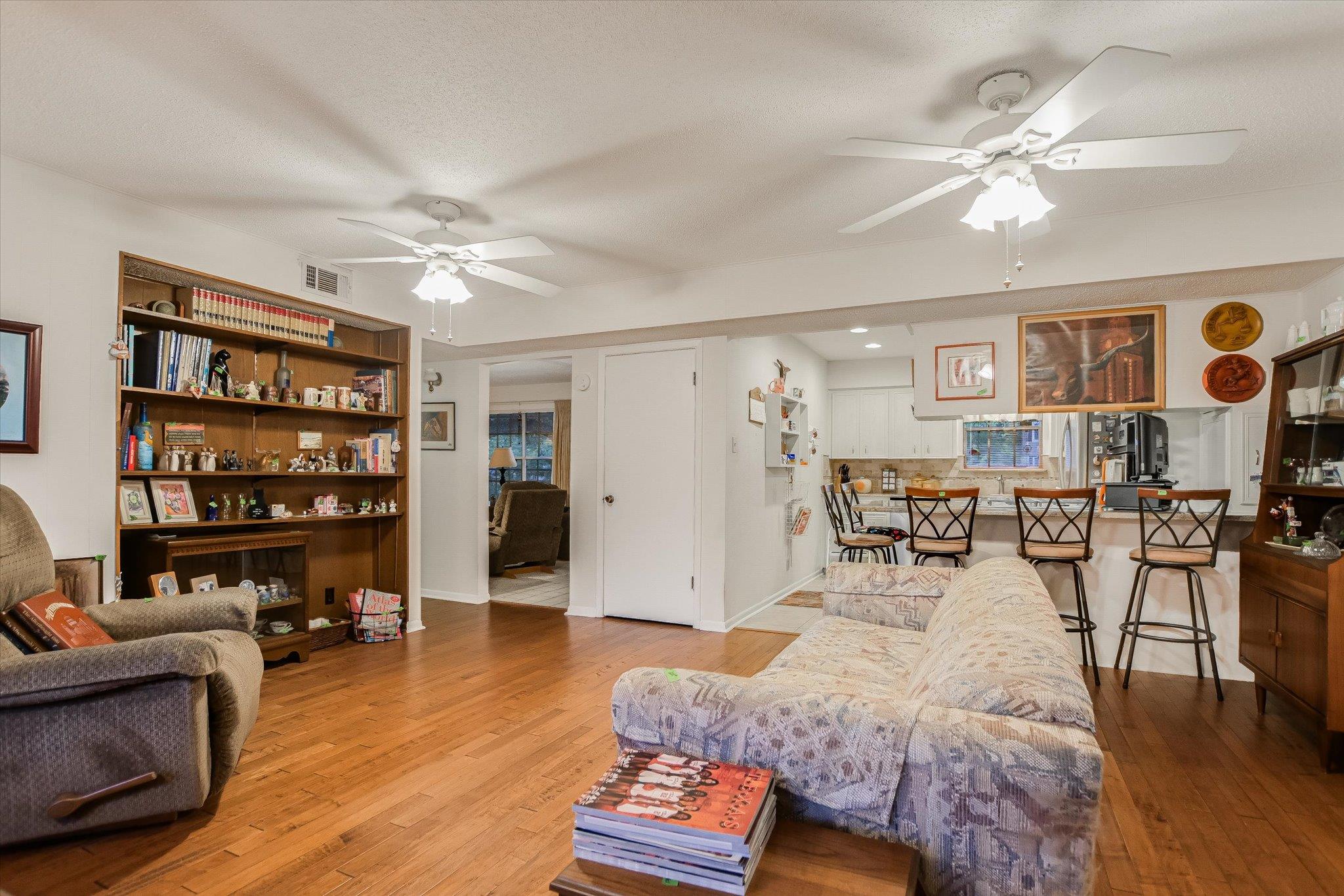 900  Pepperell Ct, photo 5