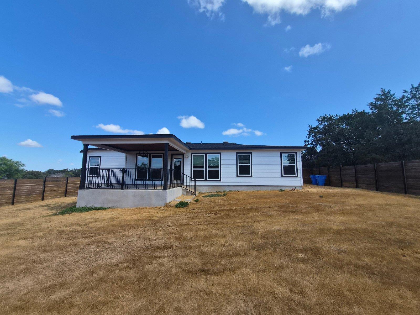 21905  Redbird Dr, photo 2