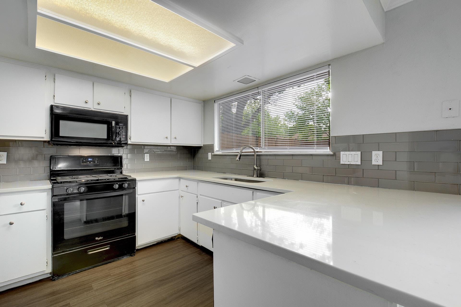 5905  Hidden Valley Trl, photo 9