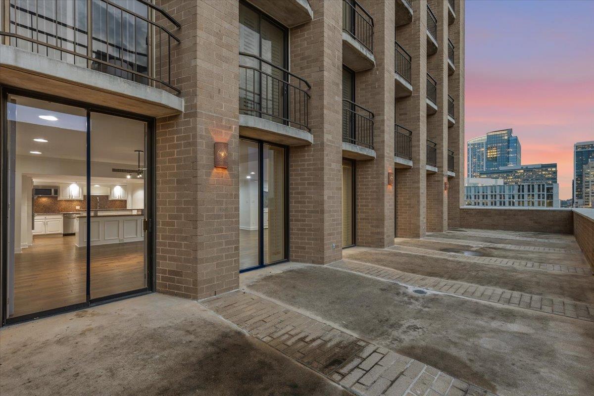 1122  Colorado St  #1004, photo 4