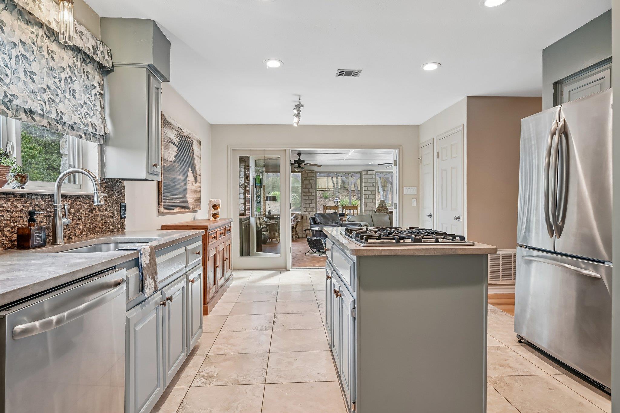 6009  Diamond Head Dr, photo 6