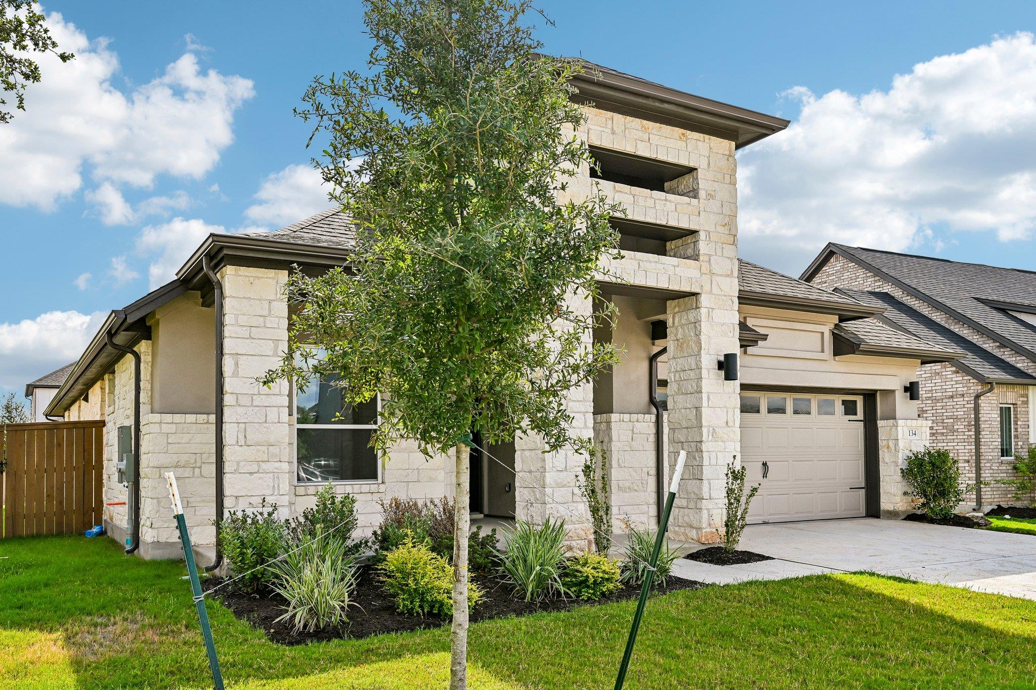 134  Comfort Dr, photo 2