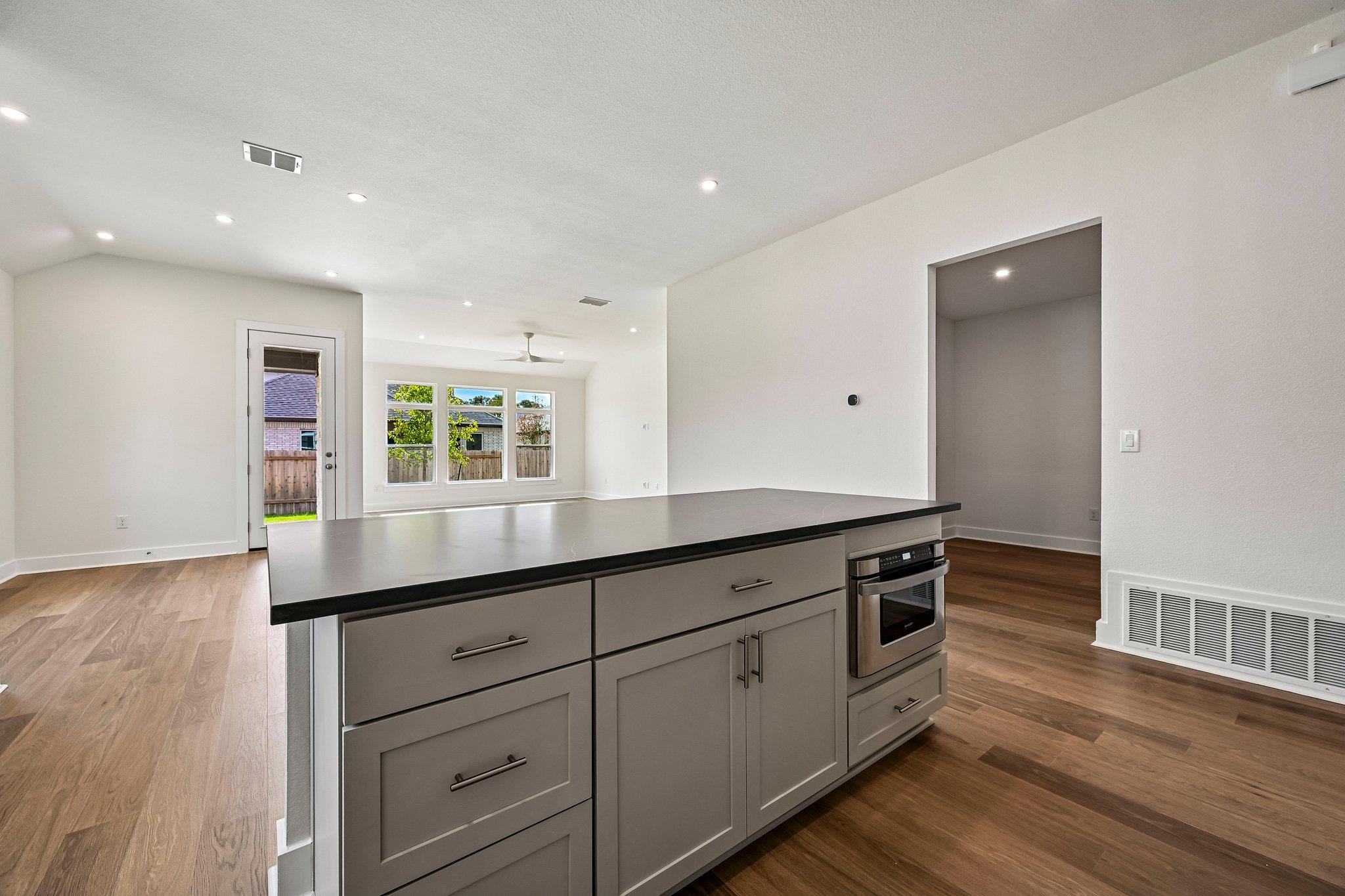 134  Comfort Dr, photo 12