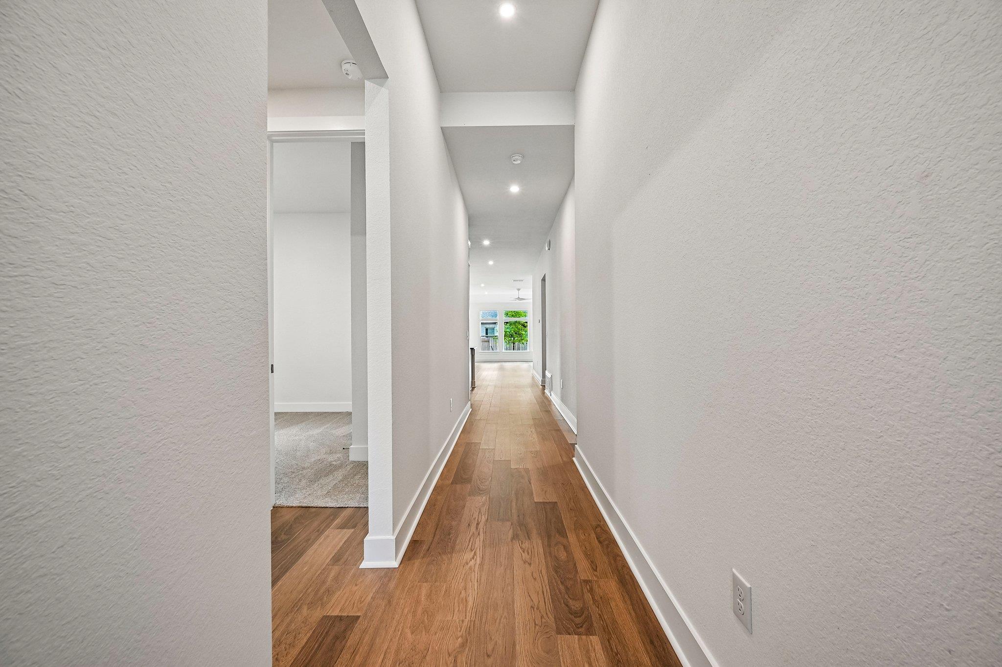 134  Comfort Dr, photo 3