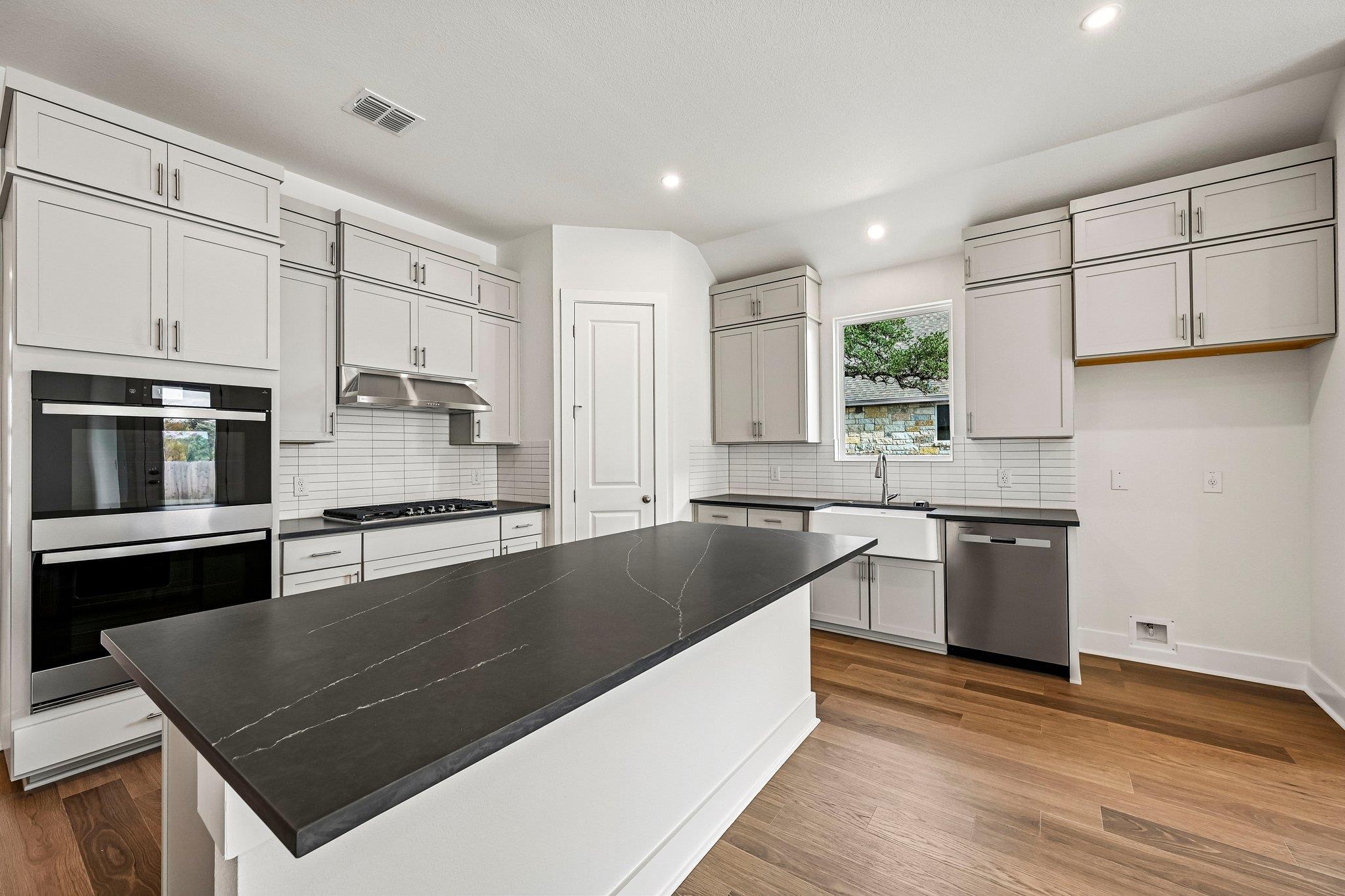 134  Comfort Dr, photo 8