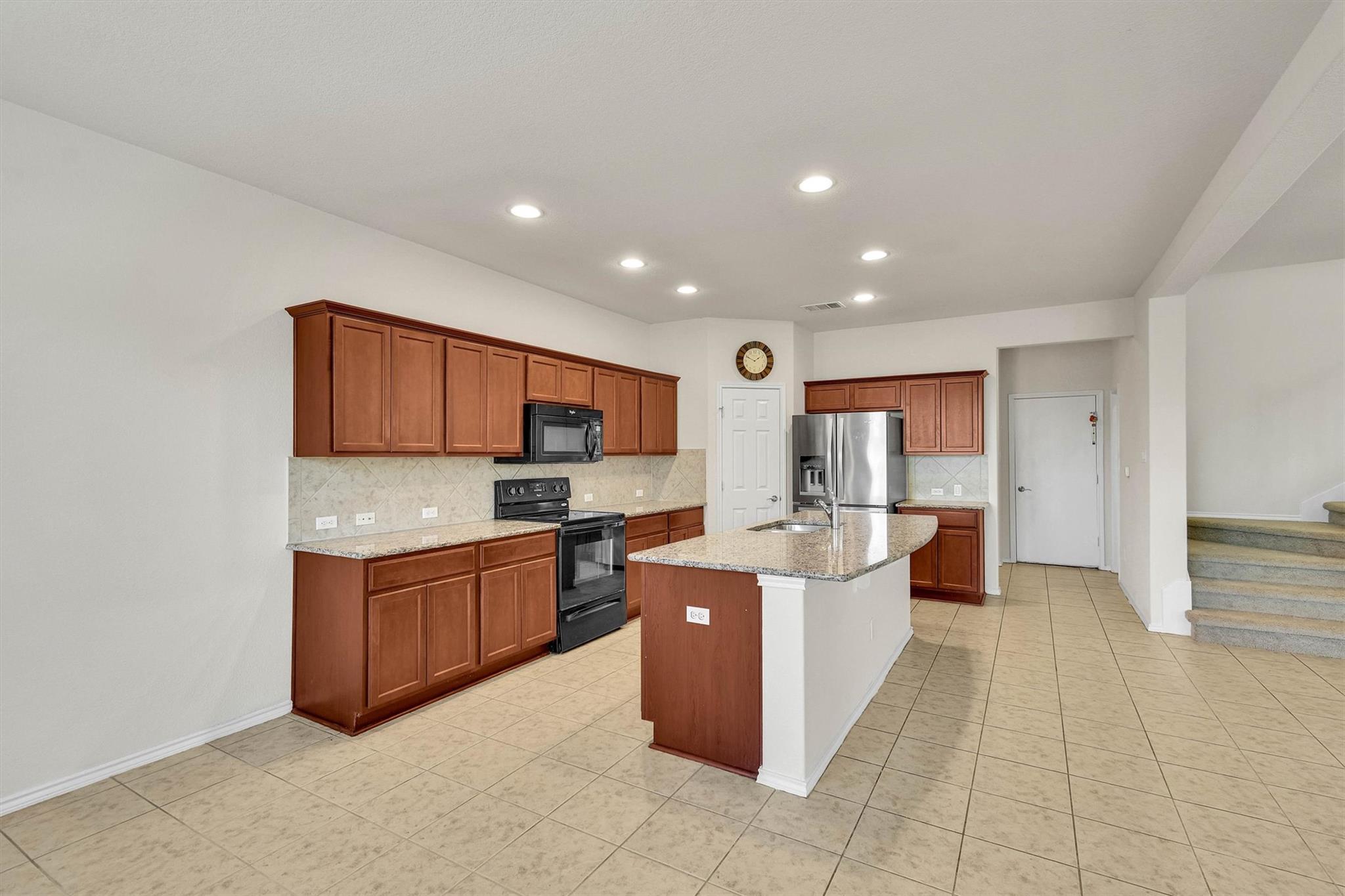 3908  Belmont Stables Ln, photo 9