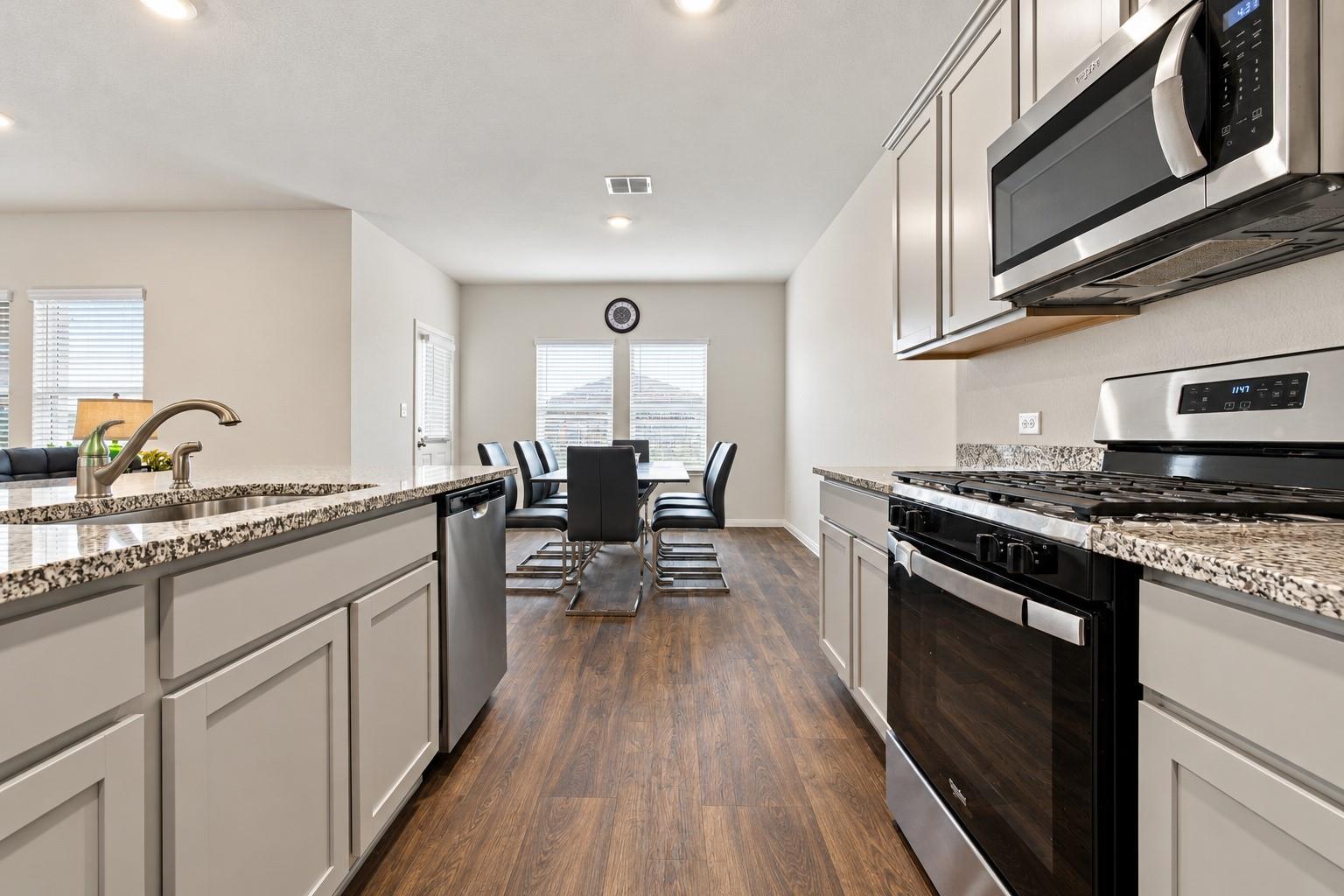 20204  Heinrich Ln, photo 7
