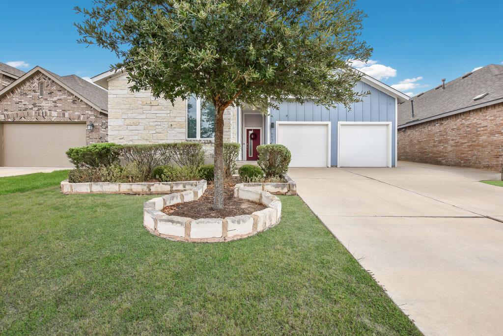 11321  American Mustang Loop, photo 3
