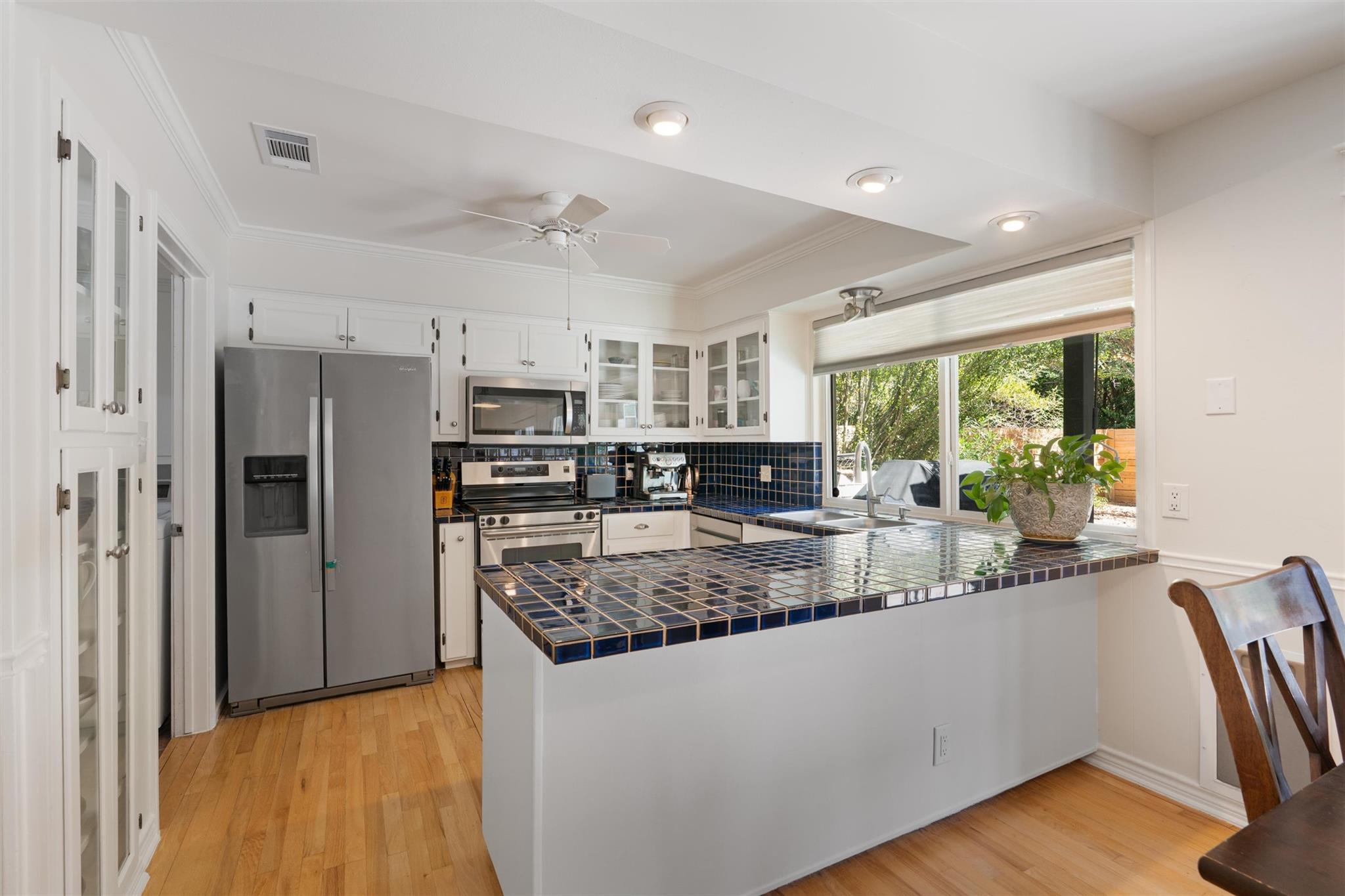 8605  Primrose Ln, photo 8