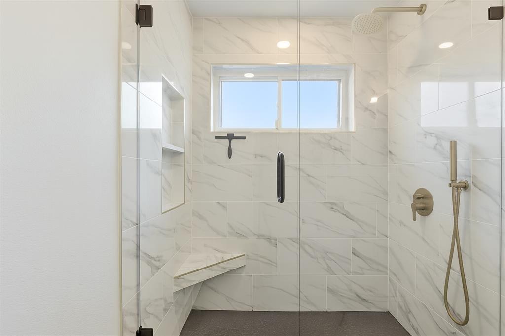 308  Ashwood Ln, photo 11
