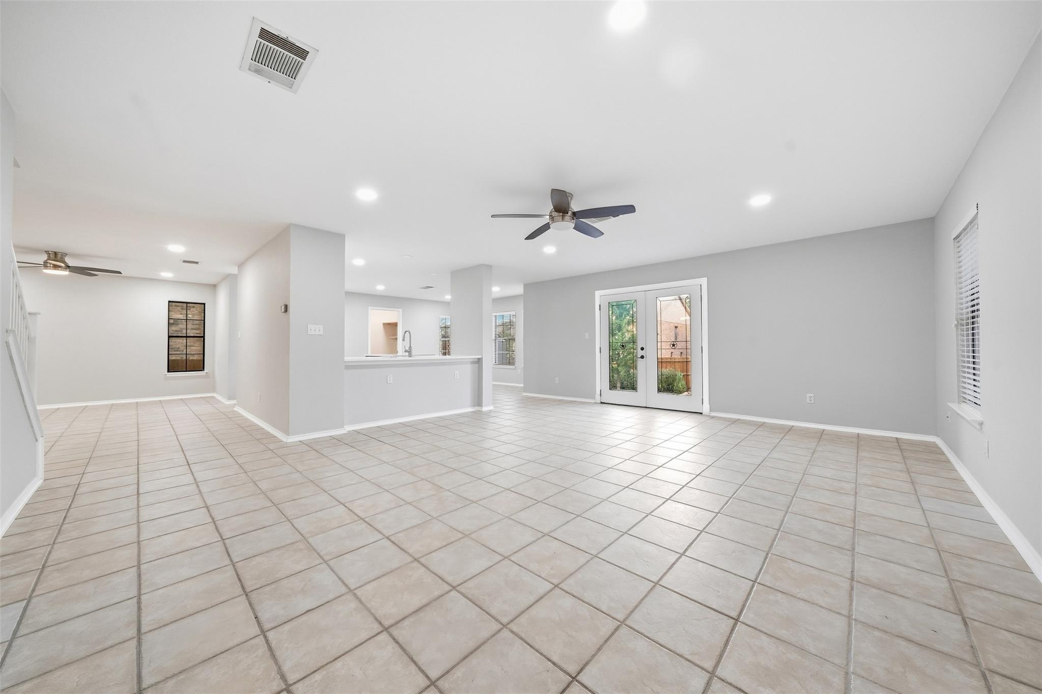 2423  Lavendale Ct, photo 9