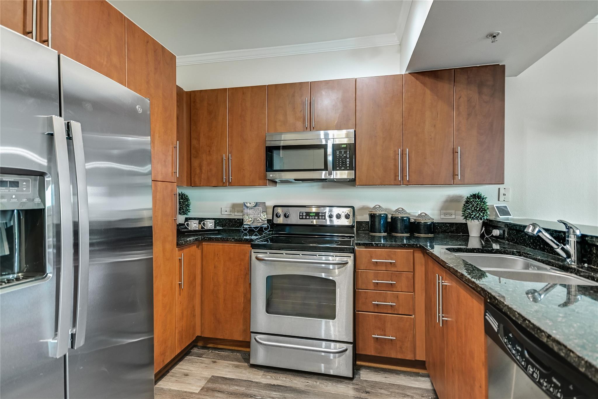54  Rainey St  #920, photo 11