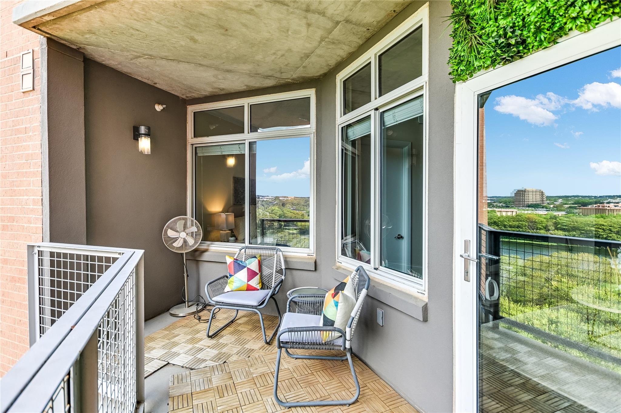 54  Rainey St  #920, photo 5