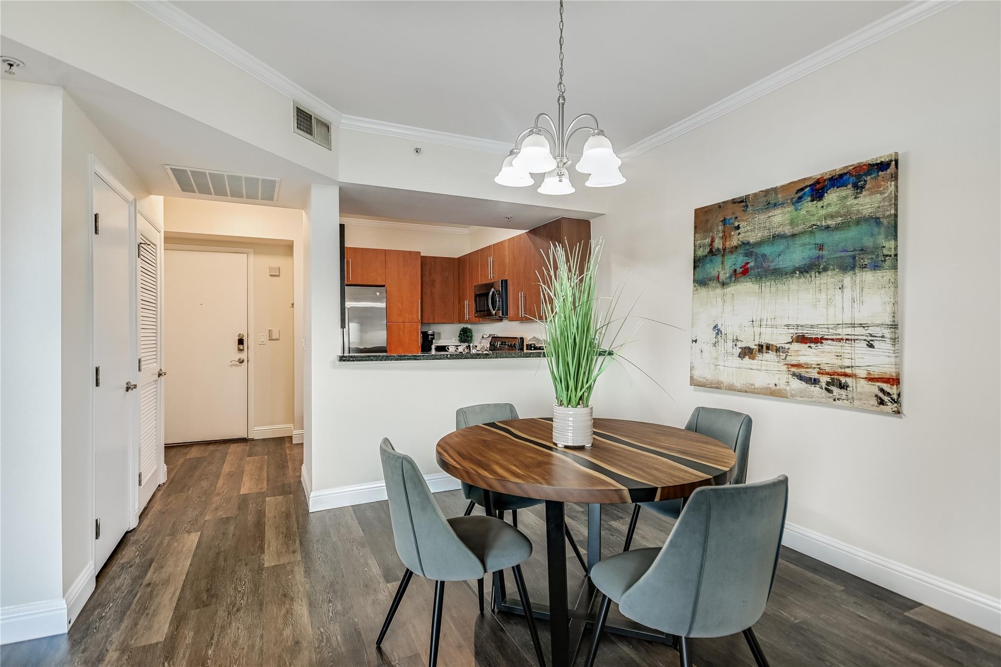 54  Rainey St  #920, photo 10