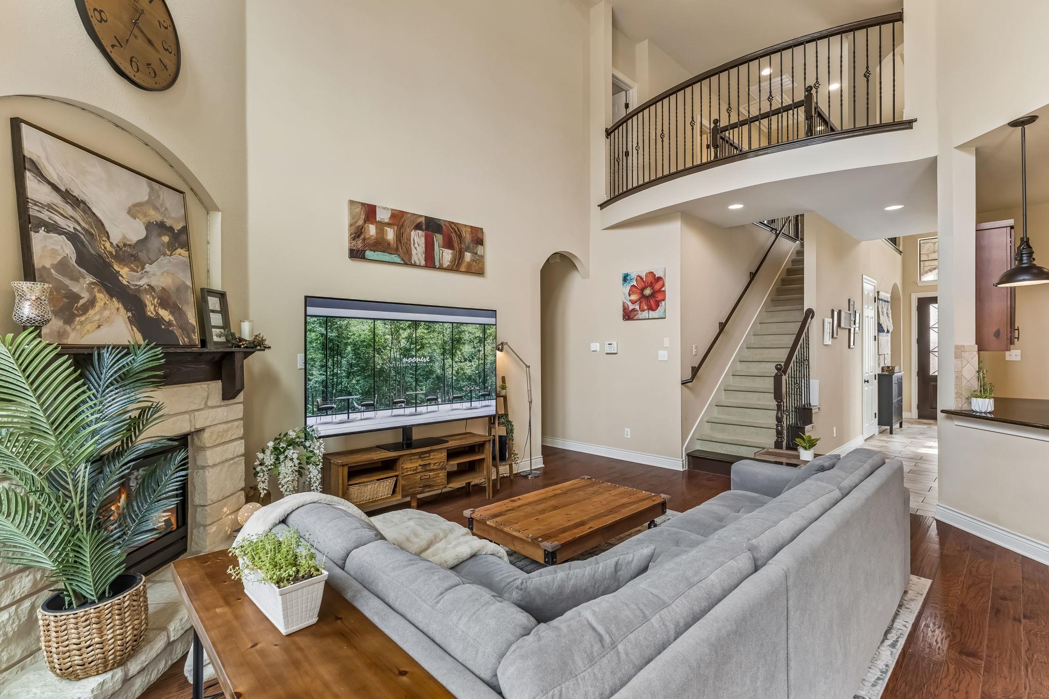 205 E Adelanta Pl, photo 12
