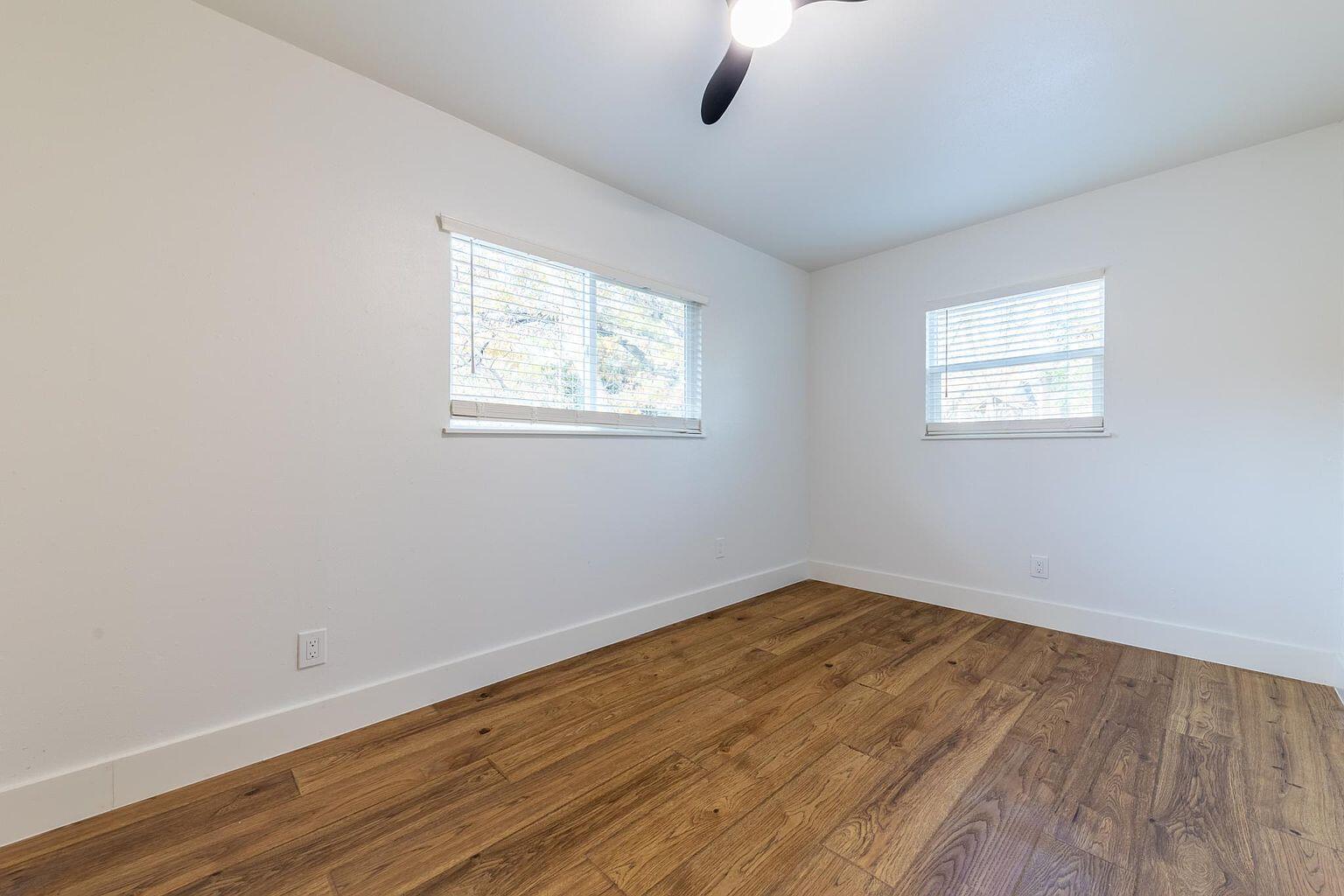 1614  Holly St, photo 10