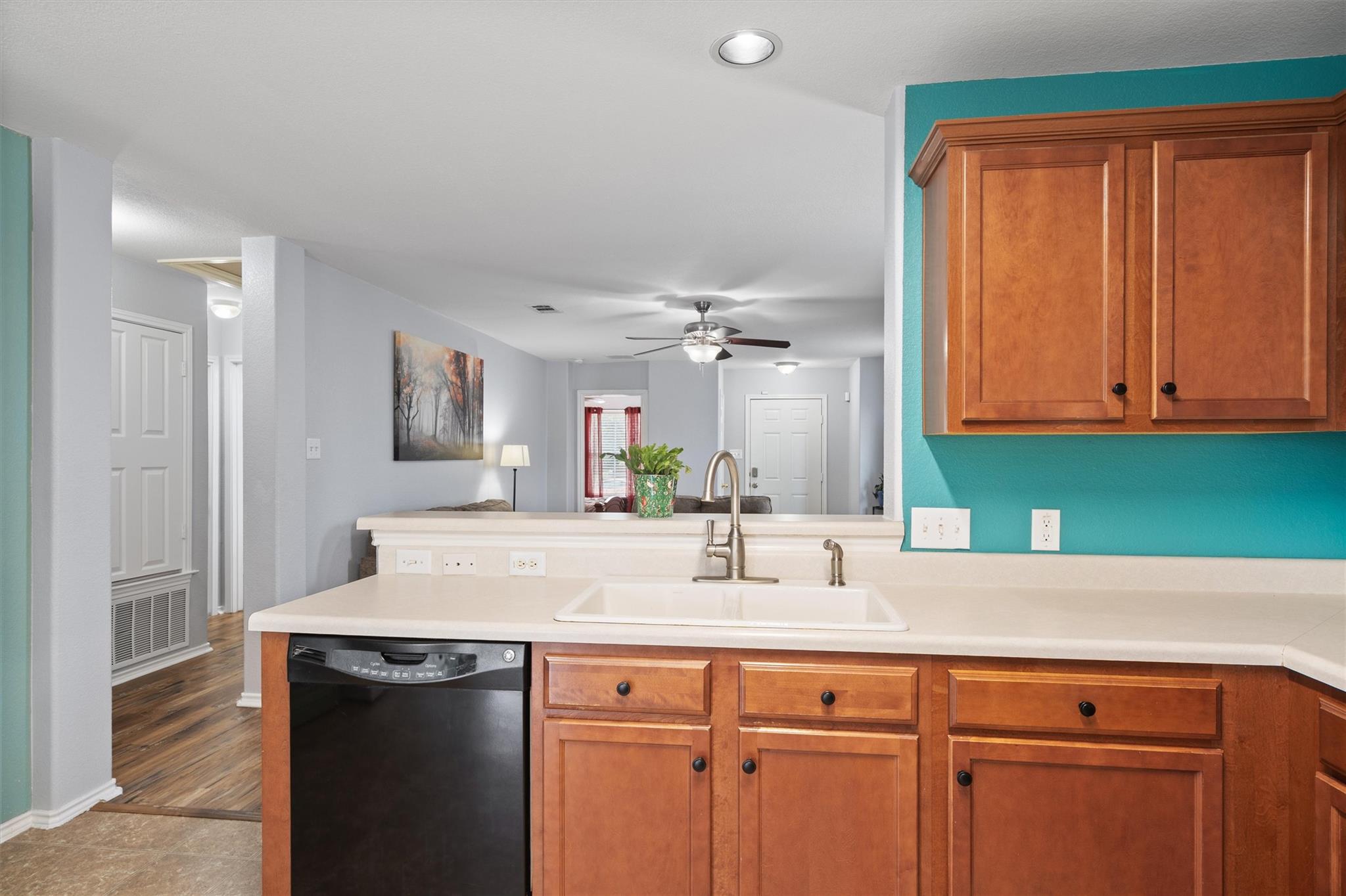 324  Almquist St, photo 11