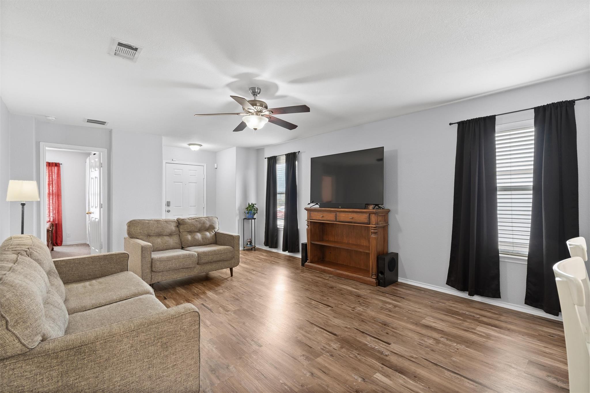 324  Almquist St, photo 5