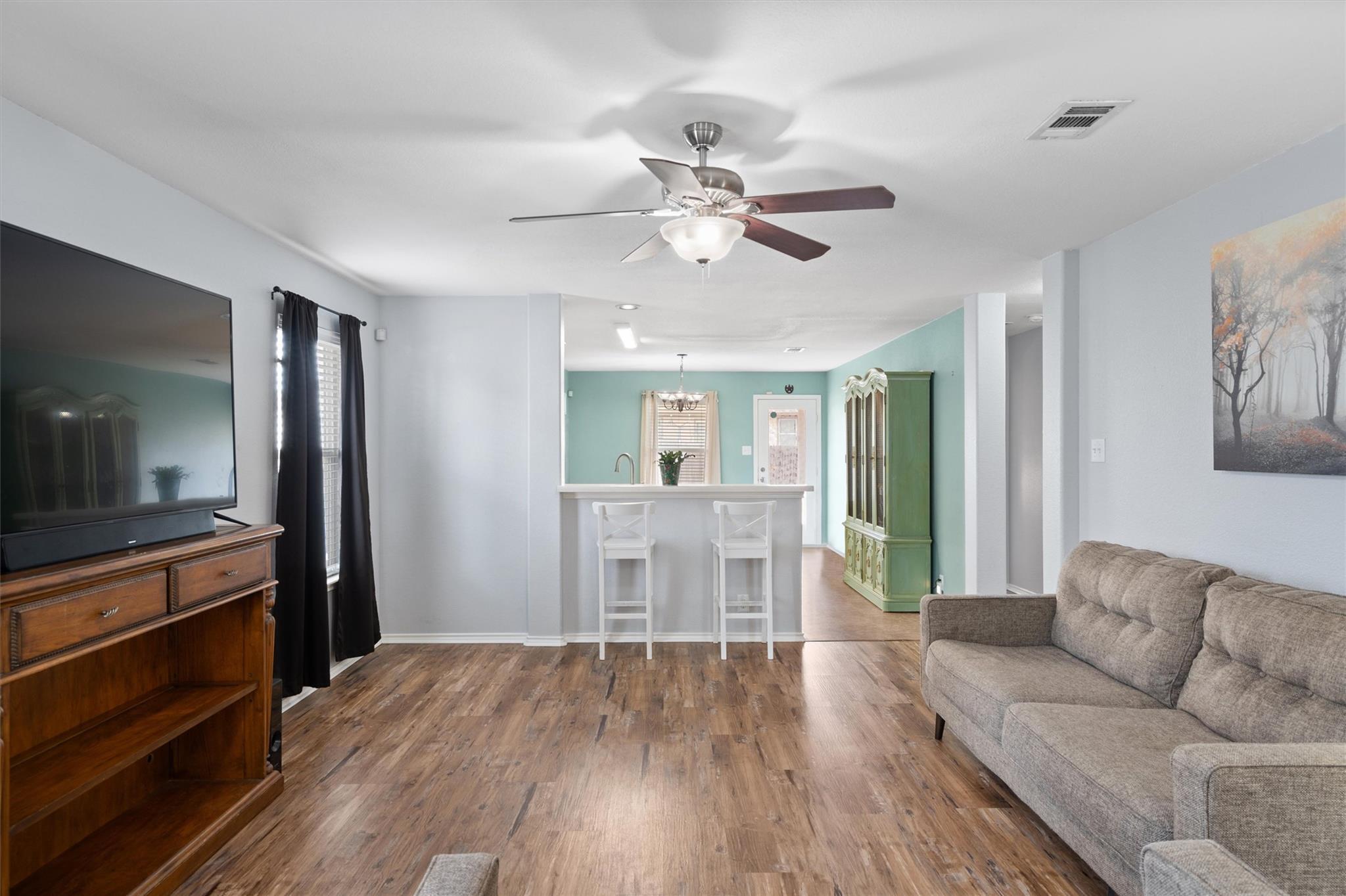 324  Almquist St, photo 8