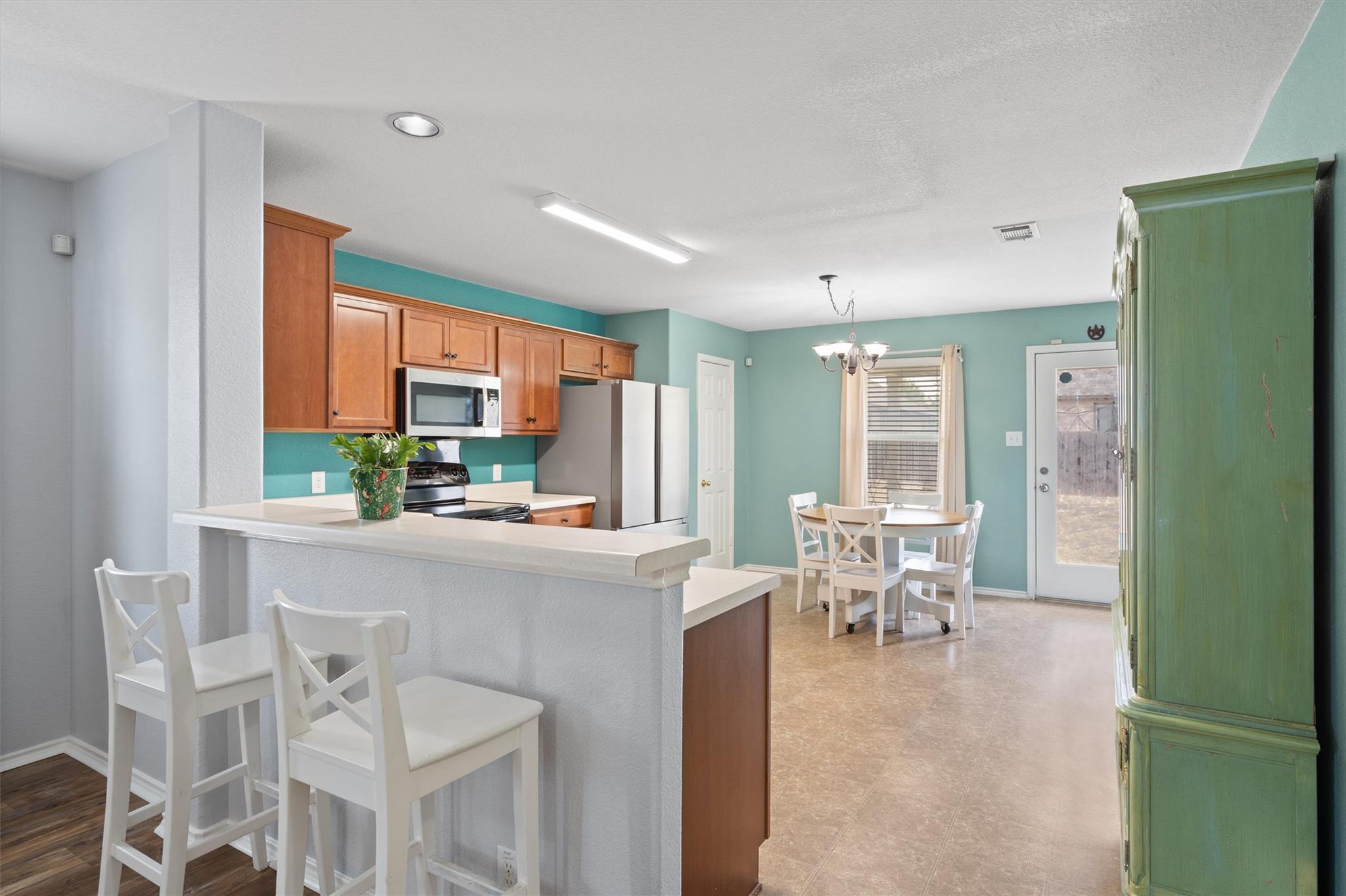 324  Almquist St, photo 9