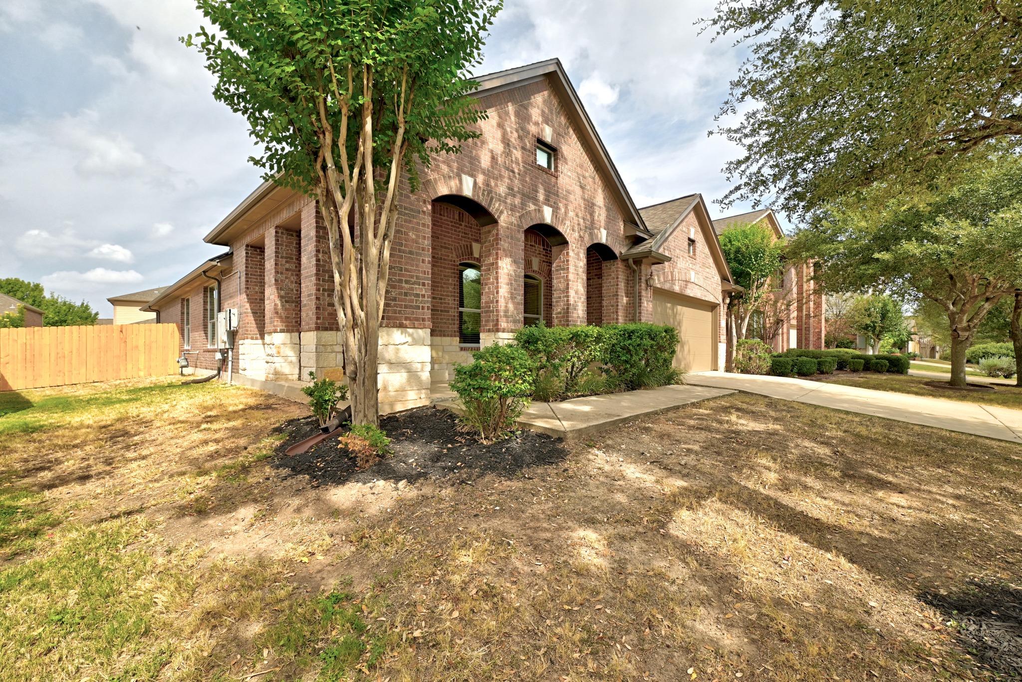 18608  Wind Valley Way, photo 3