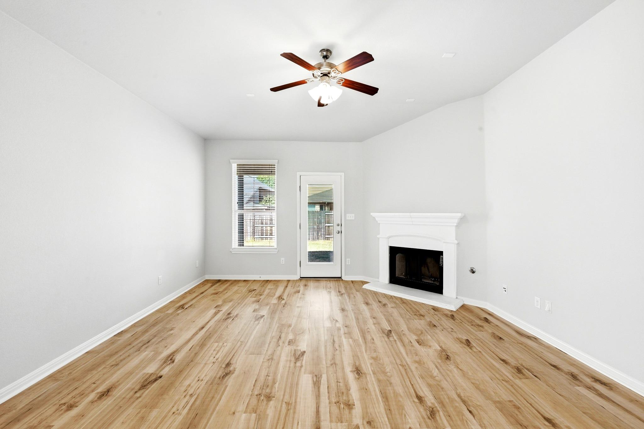 18608  Wind Valley Way, photo 7