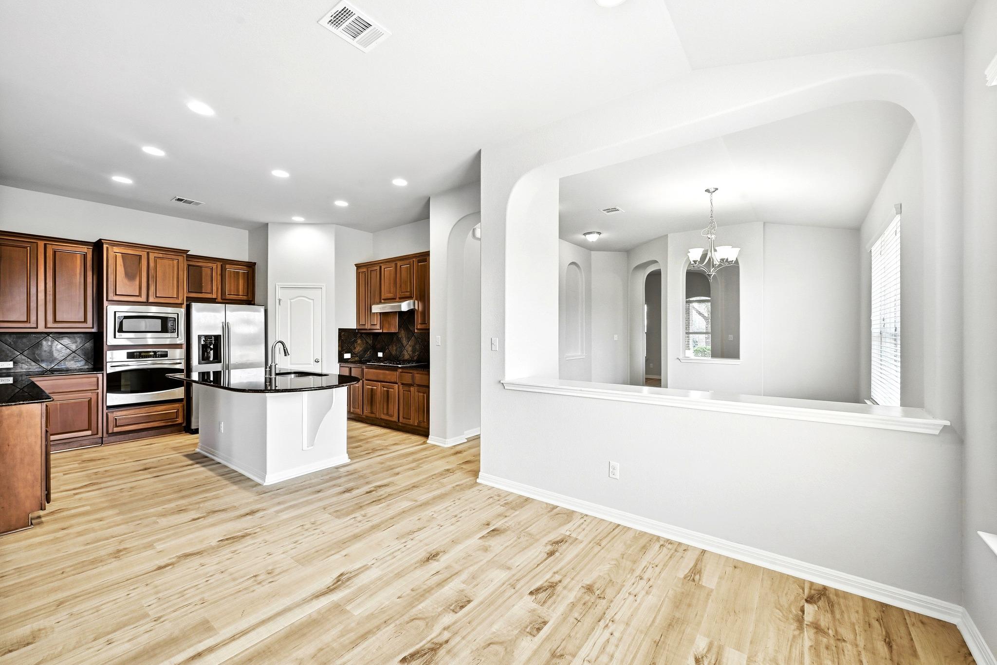 18608  Wind Valley Way, photo 9