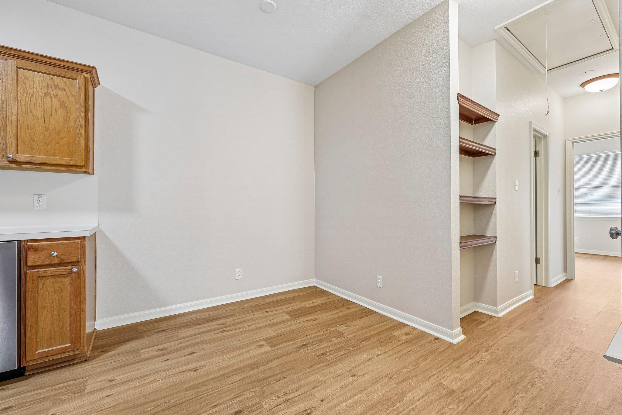 2409B  Curry Loop None, photo 10